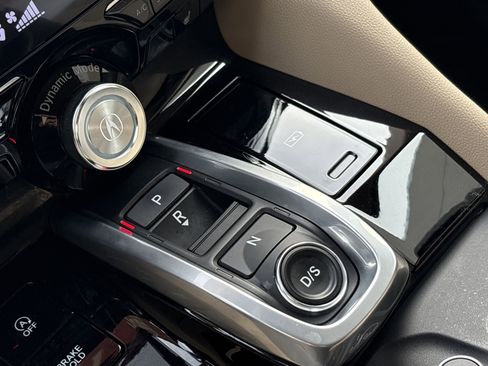 Used 2023 Acura MDX SH-AWD image 25