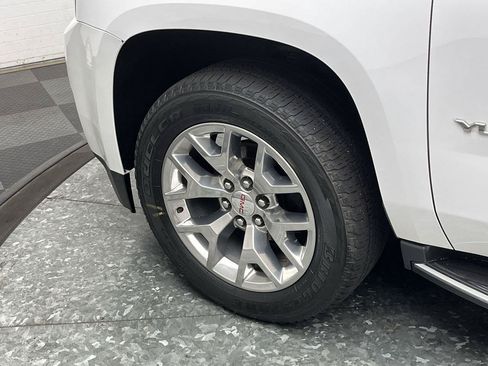 Used 2015 GMC Yukon SLT w/ Open Road Package AWD/4WD image 7