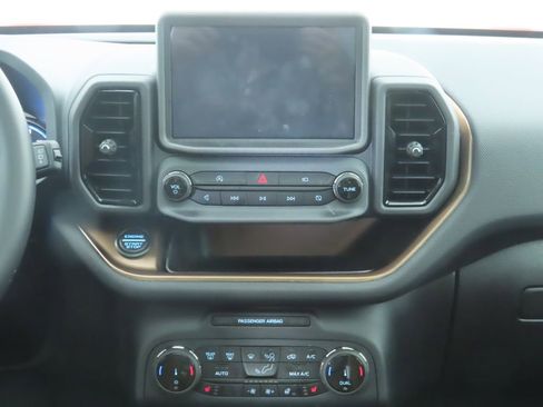 Used 2024 Ford Bronco Sport Badlands w/ Premium Package image 14