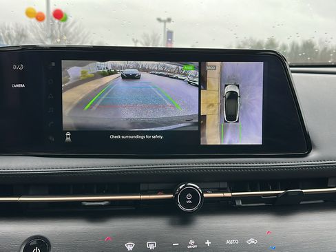 Used 2024 Nissan Ariya AWD image 21