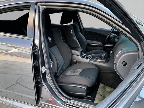 Used 2020 Dodge Charger Scat Pack RWD image 30