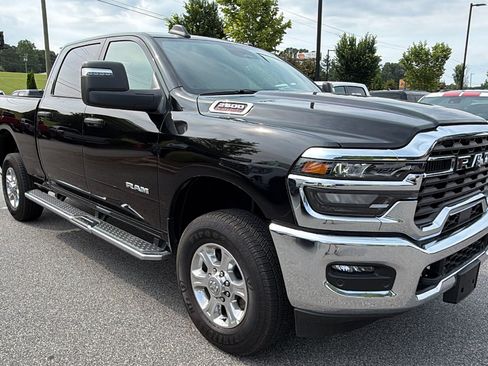Used 2026 RAM 2500 Big Horn AWD/4WD image 5