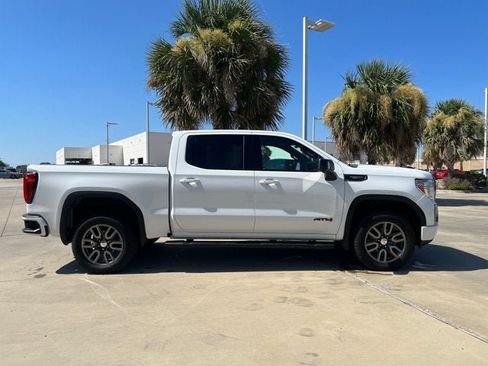 Used 2020 GMC Sierra 1500 AT4 w/ AT4 Premium Package AWD/4WD image 7