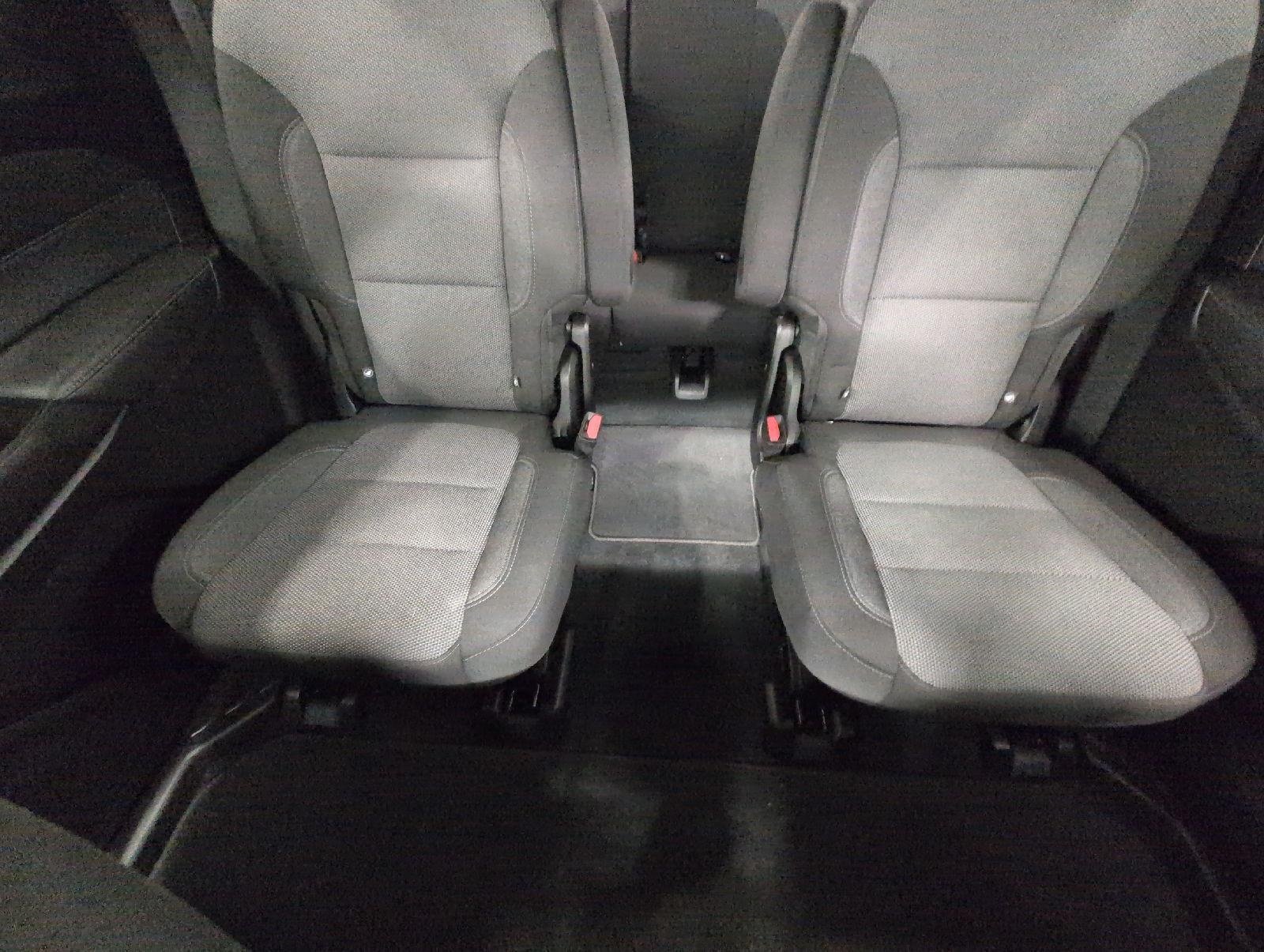 Used 2023 Chevrolet Traverse LT AWD/4WD image 24