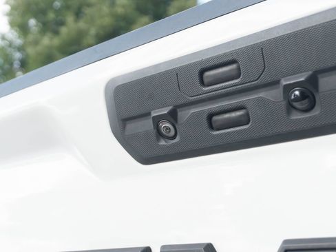 Used 2021 GMC Sierra 1500 AT4 w/ AT4 Premium Package AWD/4WD image 16
