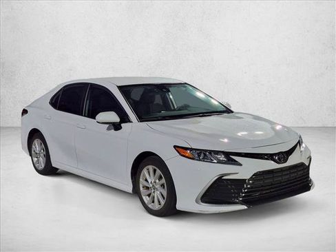 Certified 2024 Toyota Camry LE FWD image 3