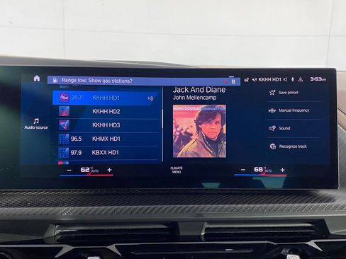 Used 2023 BMW XM image 25