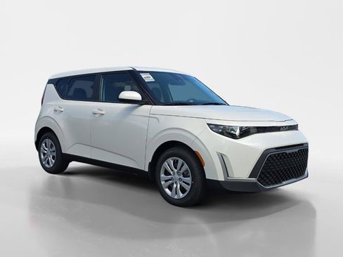 New 2025 Kia Soul LX image 7