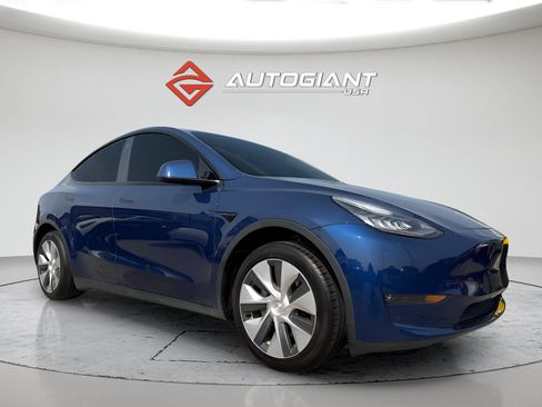 Used 2021 Tesla Model Y 2WD image 10
