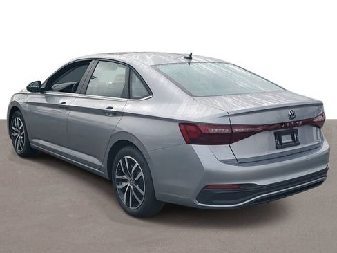 New 2026 Volkswagen Jetta SE FWD image 3