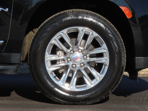 Used 2021 GMC Yukon XL SLT image 14