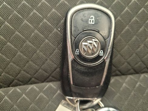 Used 2019 Buick Encore Preferred FWD image 32