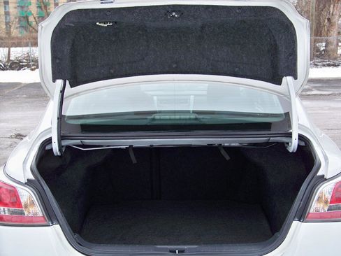 Used 2015 Nissan Altima 2.5 S w/ Power Driver Seat Package FWD image 13