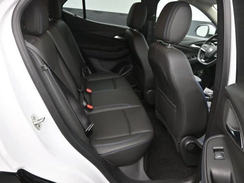 Used 2025 Buick Encore GX Sport Touring FWD image 13