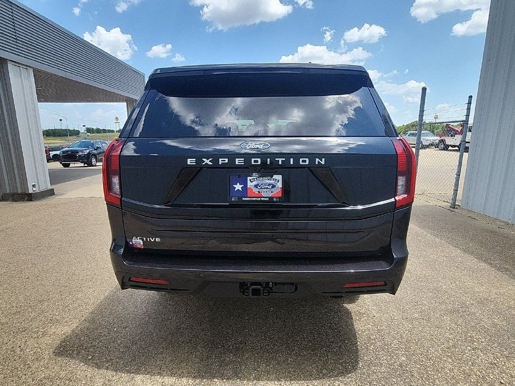 New 2026 Ford Expedition Active AWD/4WD image 7