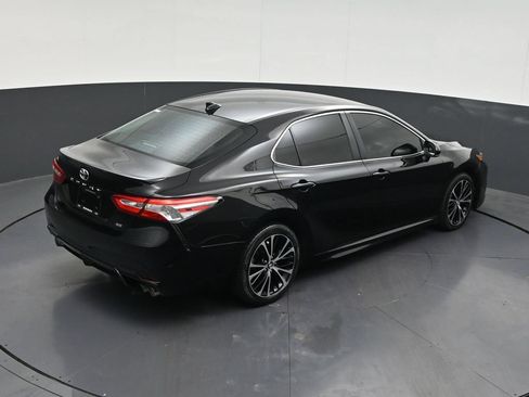 Used 2020 Toyota Camry SE FWD image 24