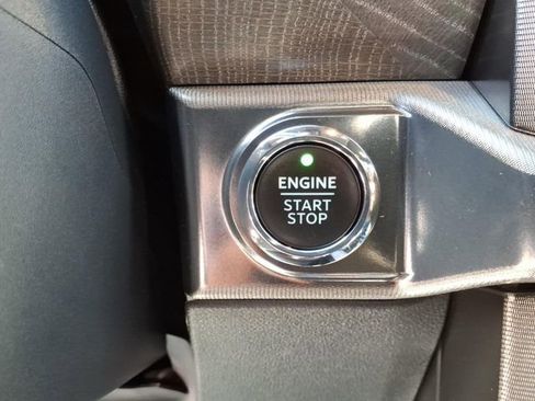 Used 2022 Ford F150 Platinum w/ Equipment Group 701A High AWD/4WD image 28