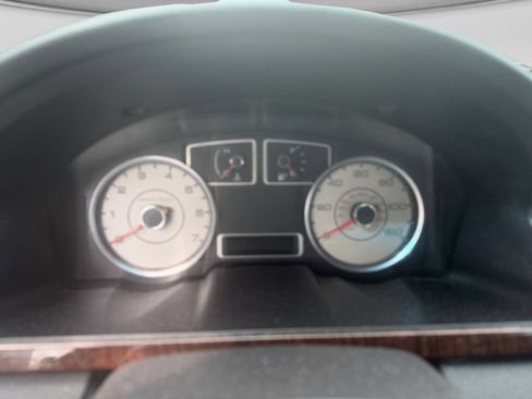 Used 2008 Ford Taurus Limited FWD image 14