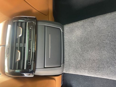 Used 2022 Audi A8 L 3.0T w/ Executive Package image 21