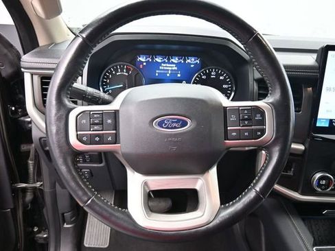 Used 2024 Ford Expedition XLT AWD/4WD image 20