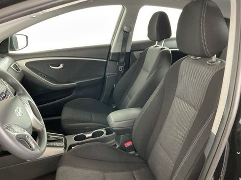 Used 2016 Hyundai Elantra GT FWD image 13