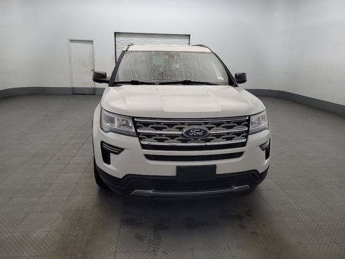 Used 2018 Ford Explorer XLT image 14