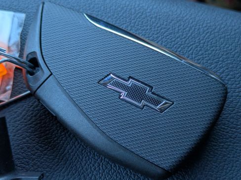 New 2026 Chevrolet Traverse RS w/ LPO, Floor Liner Package AWD/4WD image 26