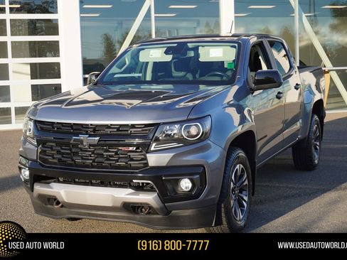 Used 2022 Chevrolet Colorado Z71 w/ Safety Package AWD/4WD image 1