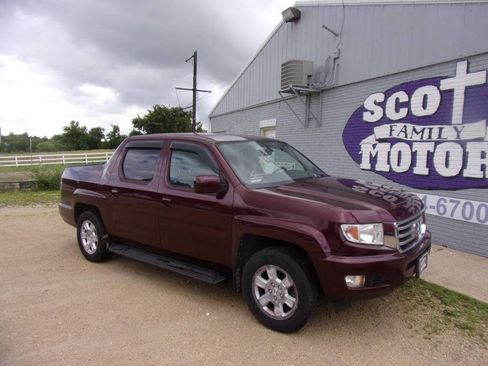 Used 2013 Honda Ridgeline RTS image 1