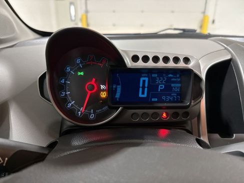 Used 2016 Chevrolet Sonic LT FWD image 12