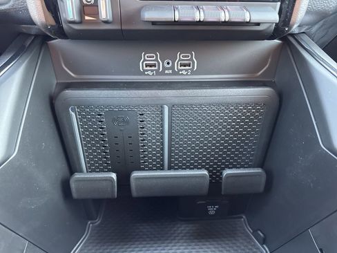 New 2026 RAM 1500 Laramie w/ Laramie Preferred Package image 19