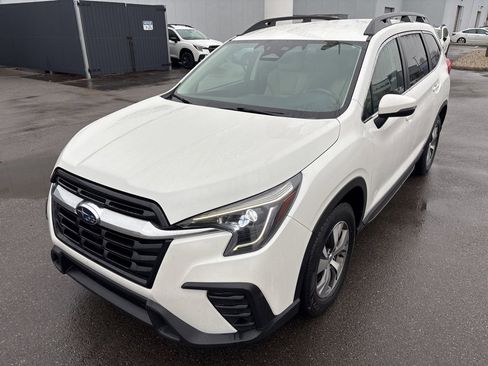 Certified 2023 Subaru Ascent Premium w/ Convenience Package image 6