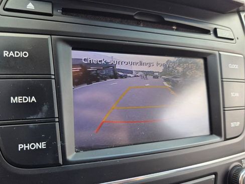 Used 2018 Hyundai Santa Fe Sport FWD image 24