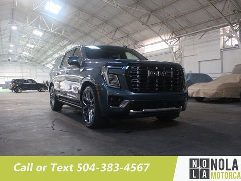 Used 2025 GMC Yukon XL Denali Ultimate w/ LPO, Floor Liner Package image 6