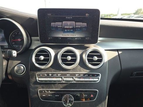 Used 2017 Mercedes-Benz C 300 4MATIC Sedan image 20