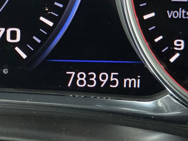 Used 2023 Chevrolet Traverse Premier w/ Redline Edition FWD image 56