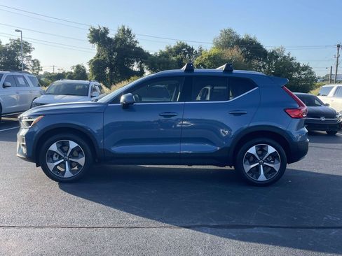 Certified 2023 Volvo XC40 B5 Plus w/ Protection Package Premier AWD/4WD image 4