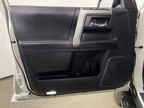 Certified 2020 Toyota 4Runner 2WD image 17