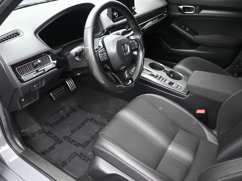Used 2025 Honda Civic Sport image 10