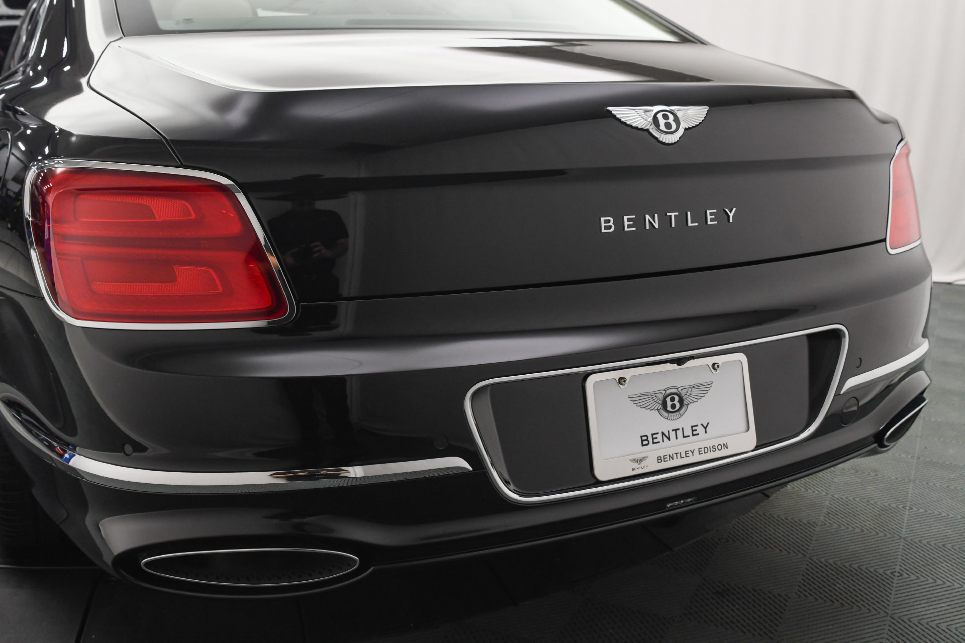 New 2026 Bentley Flying Spur V8 AWD/4WD image 22