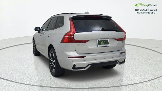 Used 2025 Volvo XC60 B5 Core AWD/4WD image 6