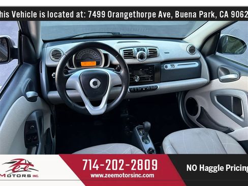 Used 2013 smart fortwo passion image 17