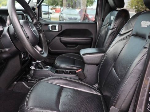 Used 2022 Jeep Wrangler Unlimited Sport AWD/4WD image 13