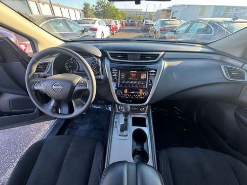 Used 2023 Nissan Murano S image 32
