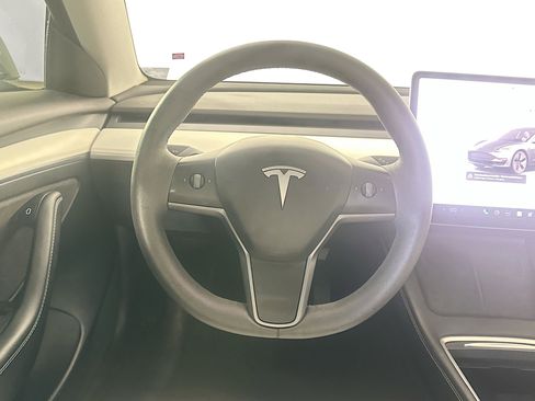 Used 2023 Tesla Model 3 Standard Range RWD image 16