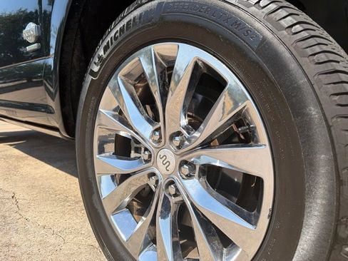 Used 2015 Ford F150 King Ranch w/ Equipment Group 601A Luxury AWD/4WD image 11