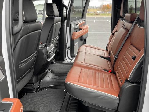 Used 2024 GMC Sierra 2500 Denali Ultimate w/ Max Trailering Package image 23