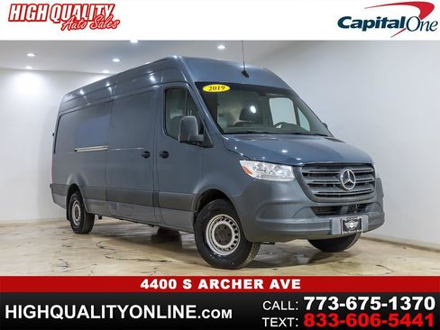 Used 2019 Mercedes-Benz Sprinter 170 image 1