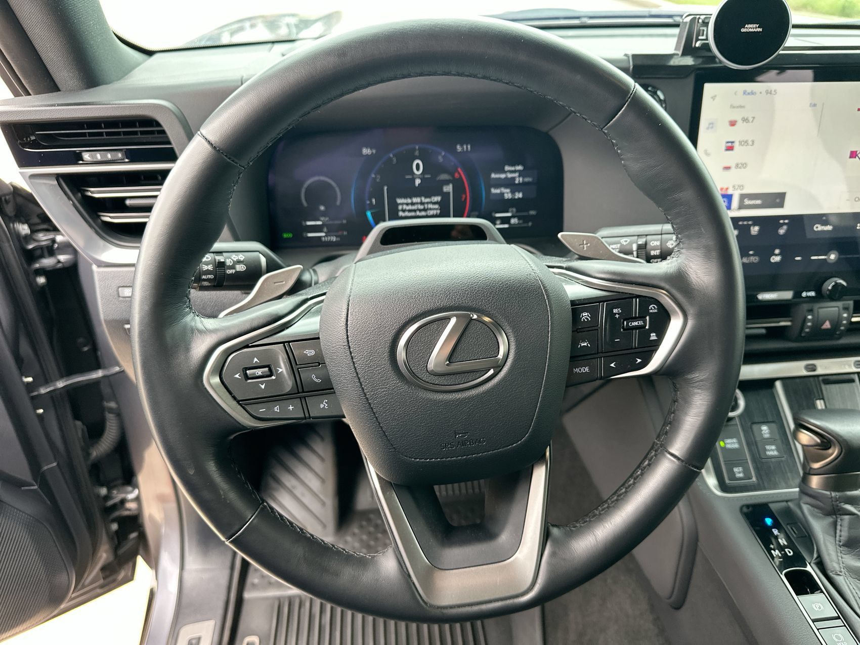 Used 2025 Lexus GX 550 w/ Cold Area Package AWD/4WD image 14