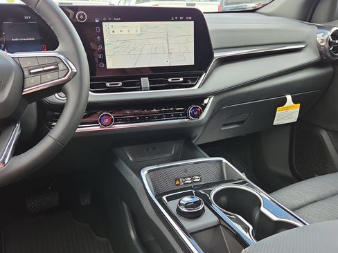 New 2027 Chevrolet Equinox LT w/ Convenience Package II AWD/4WD image 24